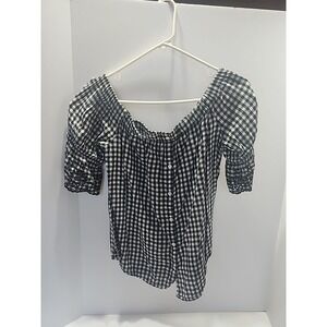 Old Navy Size 4 Gingham shirt off the shoulders